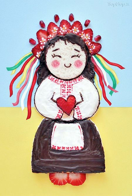 هنرنمایی دختر اوکراینی با مواد غذایی /سفره ارایی