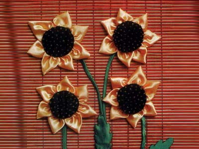 آموزش تصویری ساخت تابلوی گل آفتابگردان /روبان دوزی