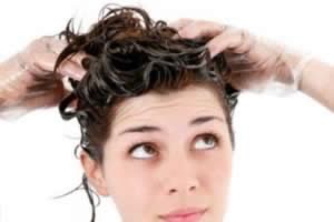 جلوگیری از چرب شدن مو و نحوه شستشوی موها/آرایش وزیبایی
