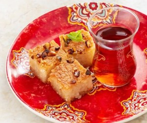 طرز تهیه بسبوسه‌؛ کیک خیس خوشمزه مصری