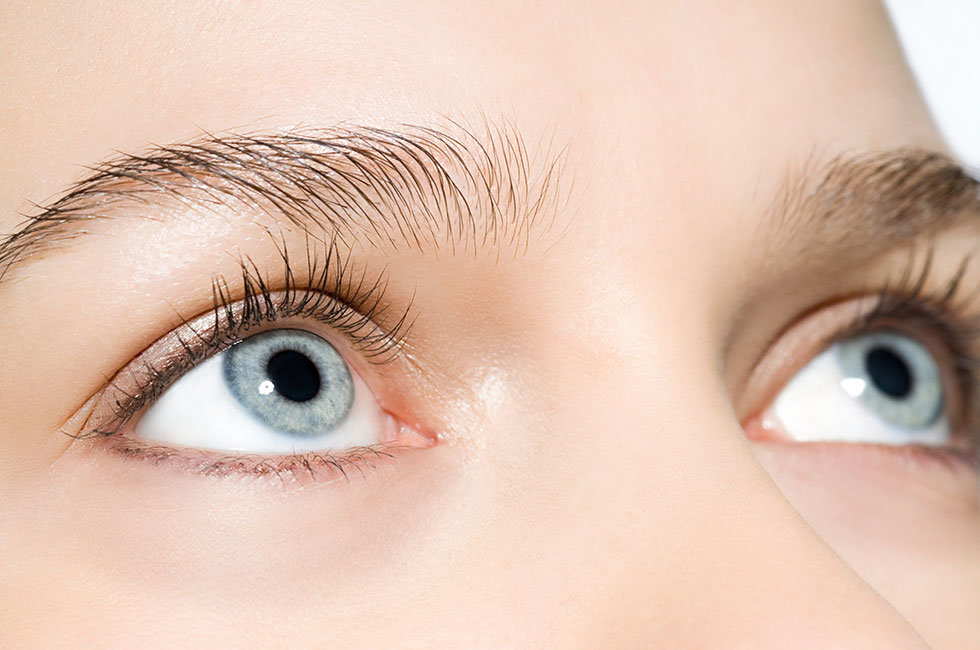 روش‌های درمان تیرگی زیر چشم و حلقه‌های سیاه دور چشم/آرایش وزیبایی