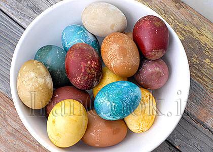 آموزش رنگ کردن تخم مرغ با رنگهای طبیعی/سفره هفت سین